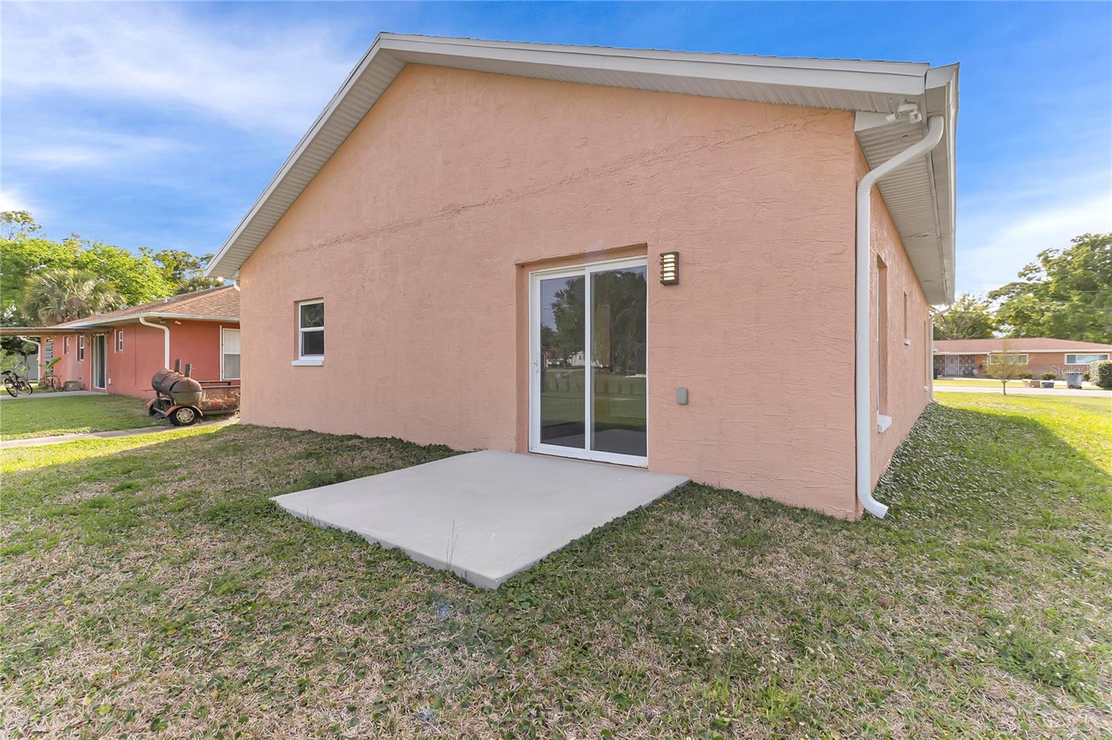 Image 24 of 40 For 707 Hamilton Street