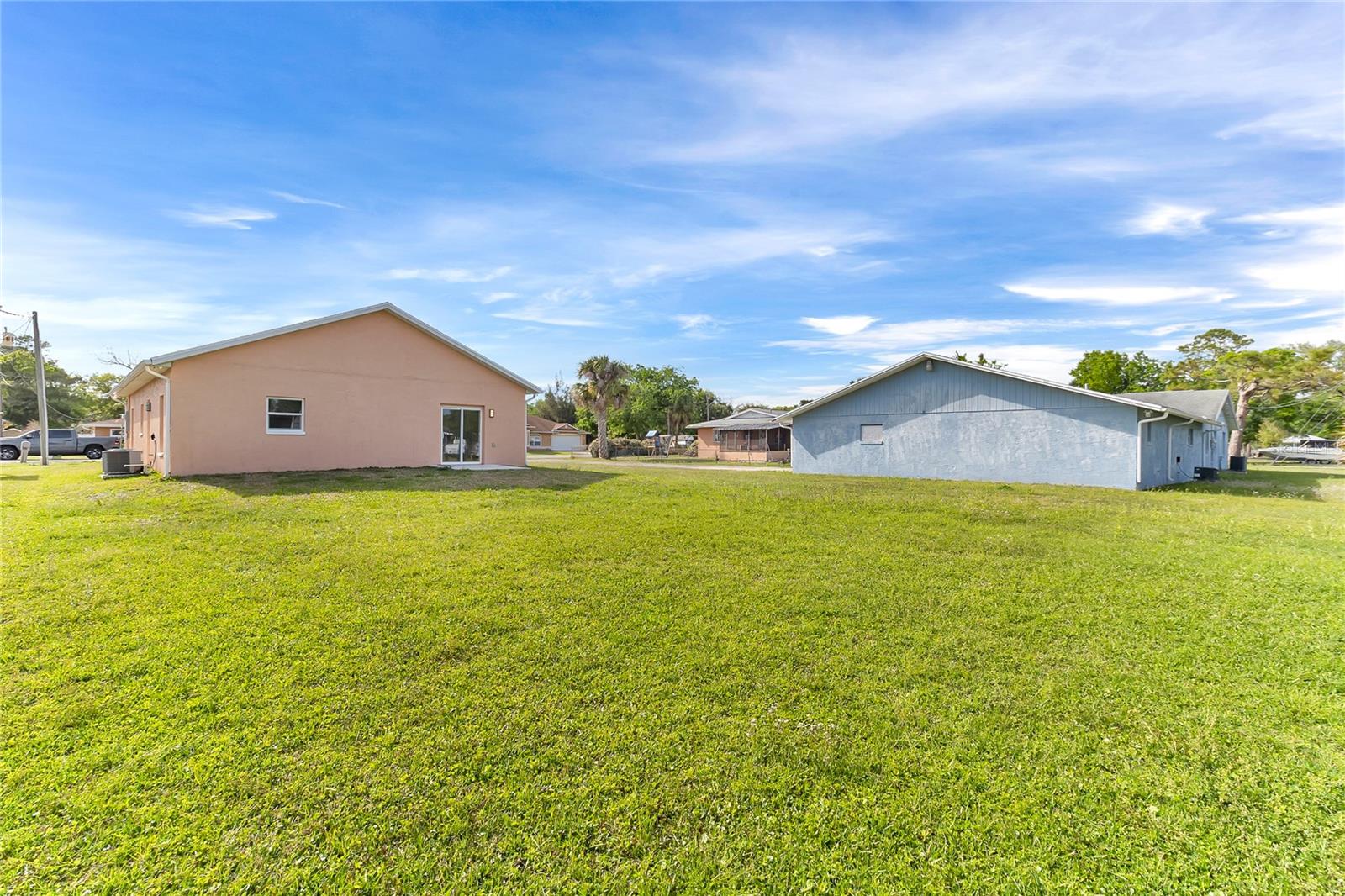 Image 27 of 40 For 707 Hamilton Street