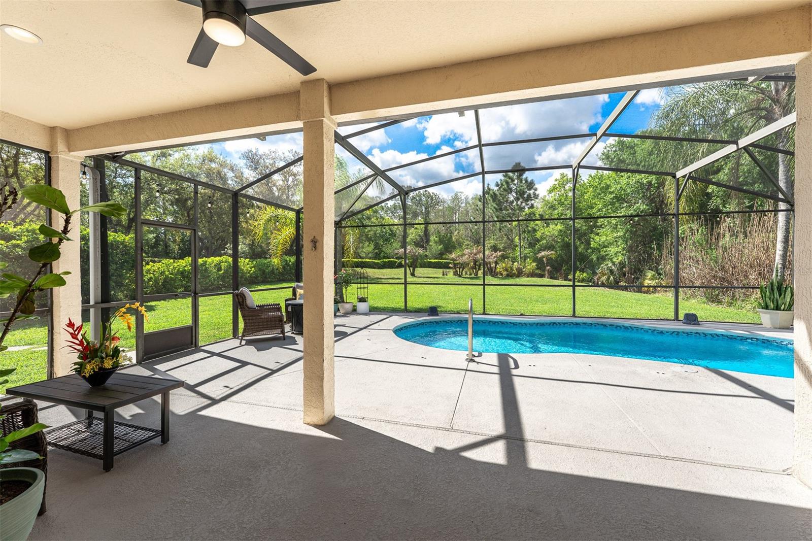 Image 42 of 53 For 14256 Nottingham Way Circle