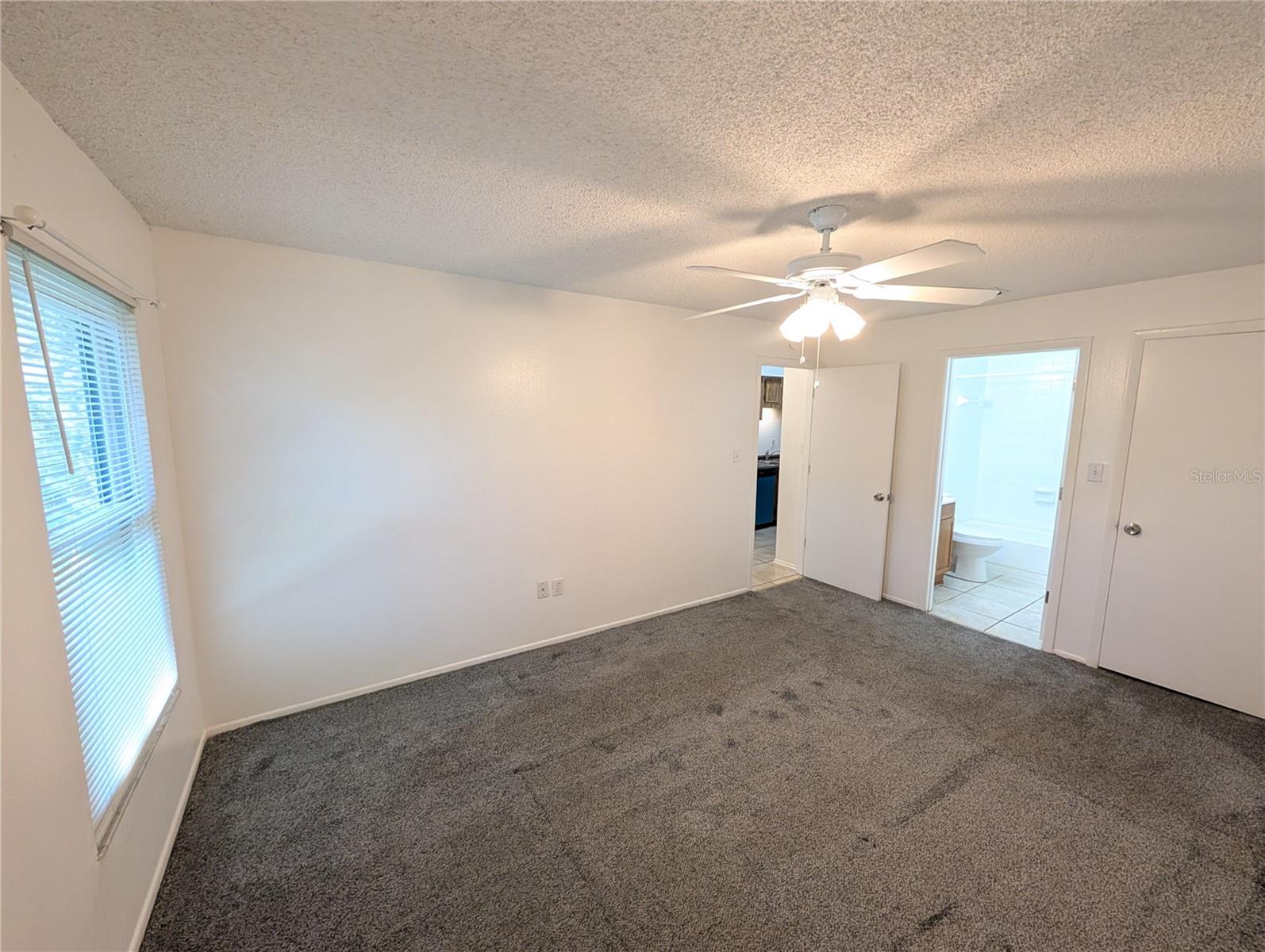 Image 8 of 14 For 14211 Shadow Moss Lane 202