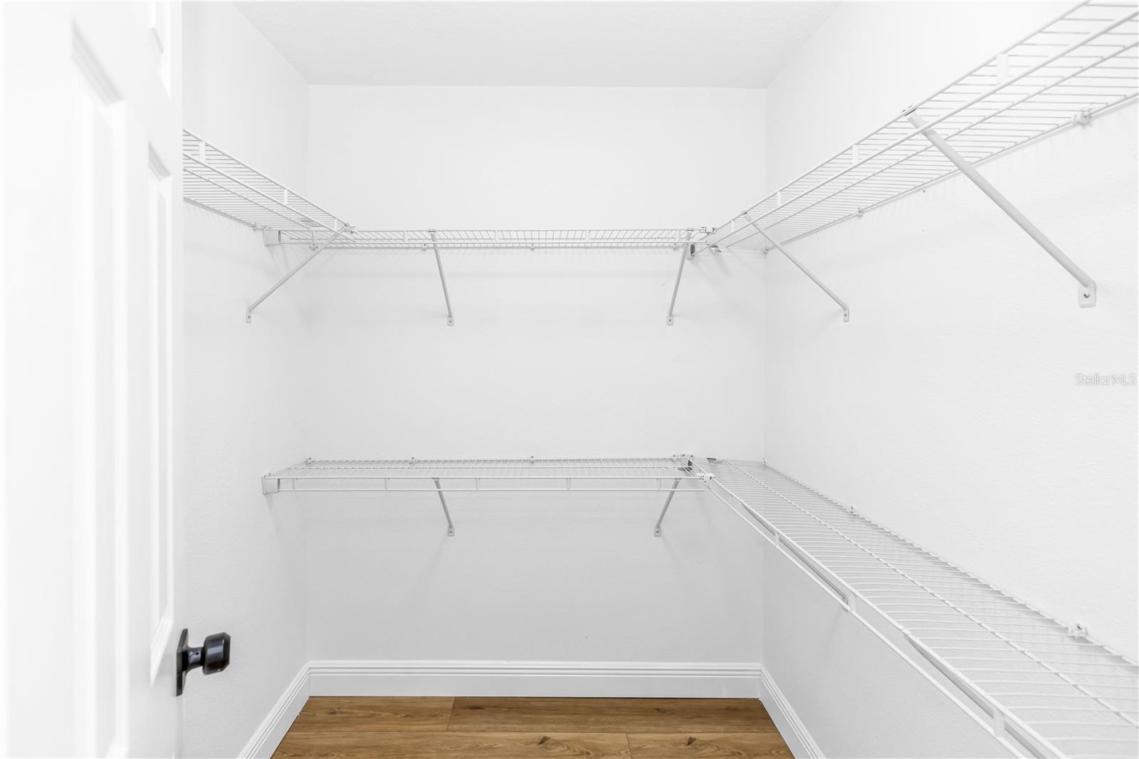 Image 13 of 27 For 6800 Ackerman Avenue