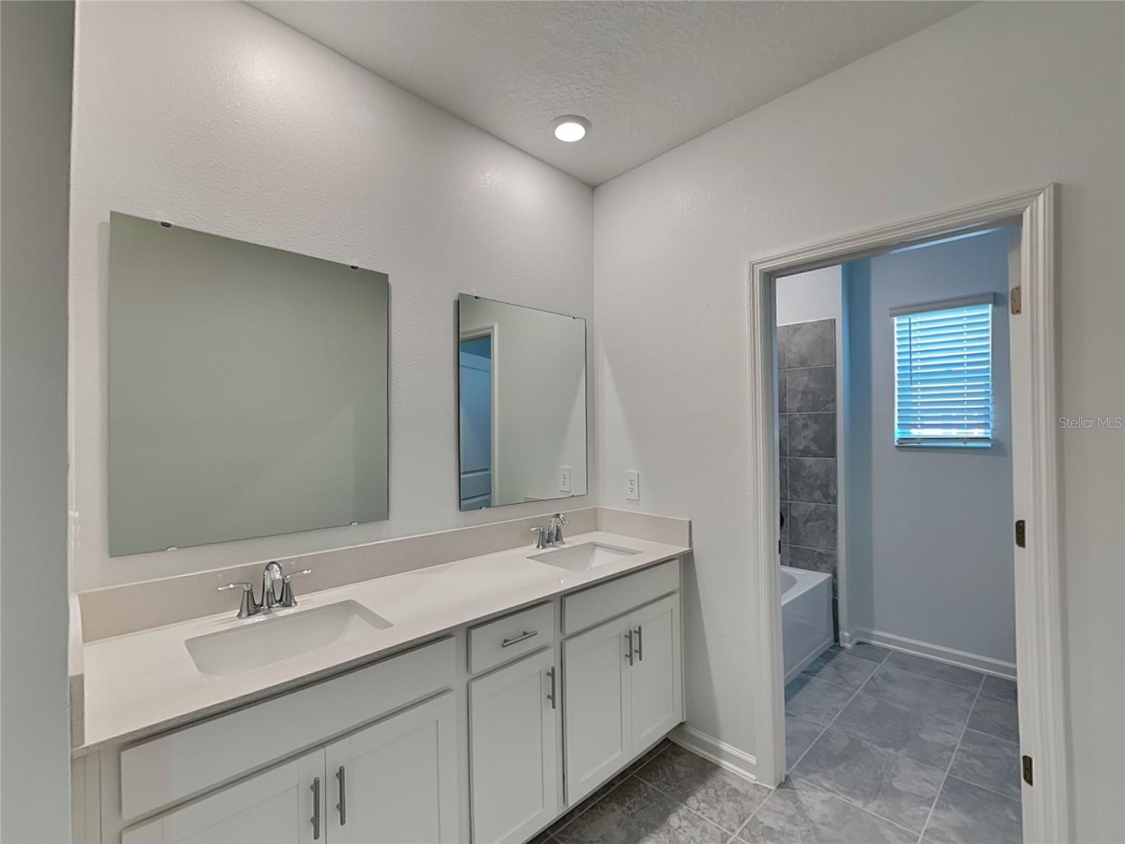 Image 16 of 17 For 2822 Fitness Street