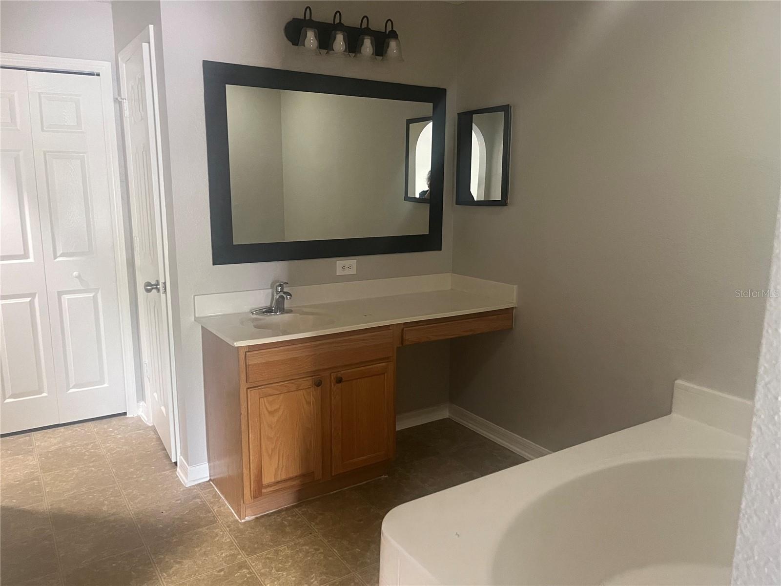 Image 5 of 16 For 1624 Sterns Drive