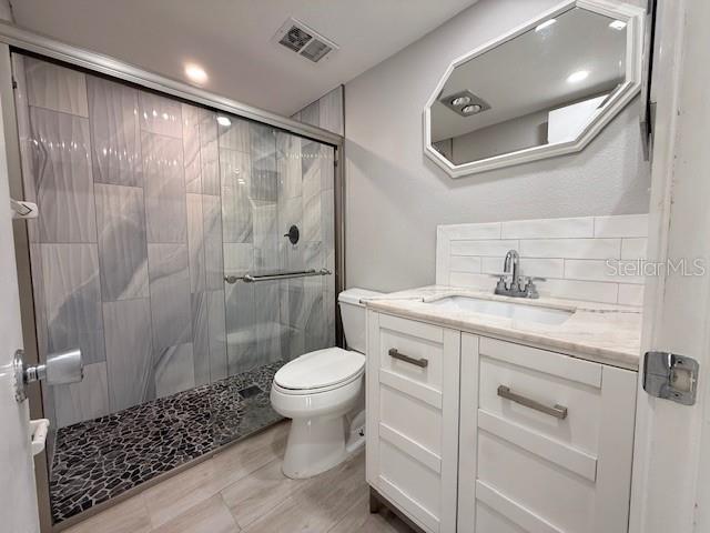 Image 14 of 21 For 7351 Country Club Drive N 105