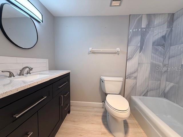 Image 18 of 21 For 7351 Country Club Drive N 105