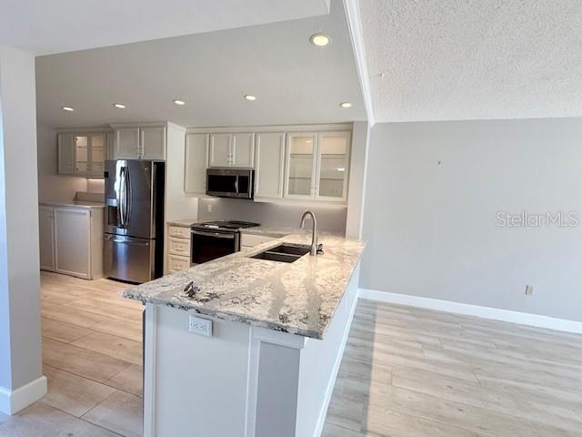 Image 7 of 21 For 7351 Country Club Drive N 105