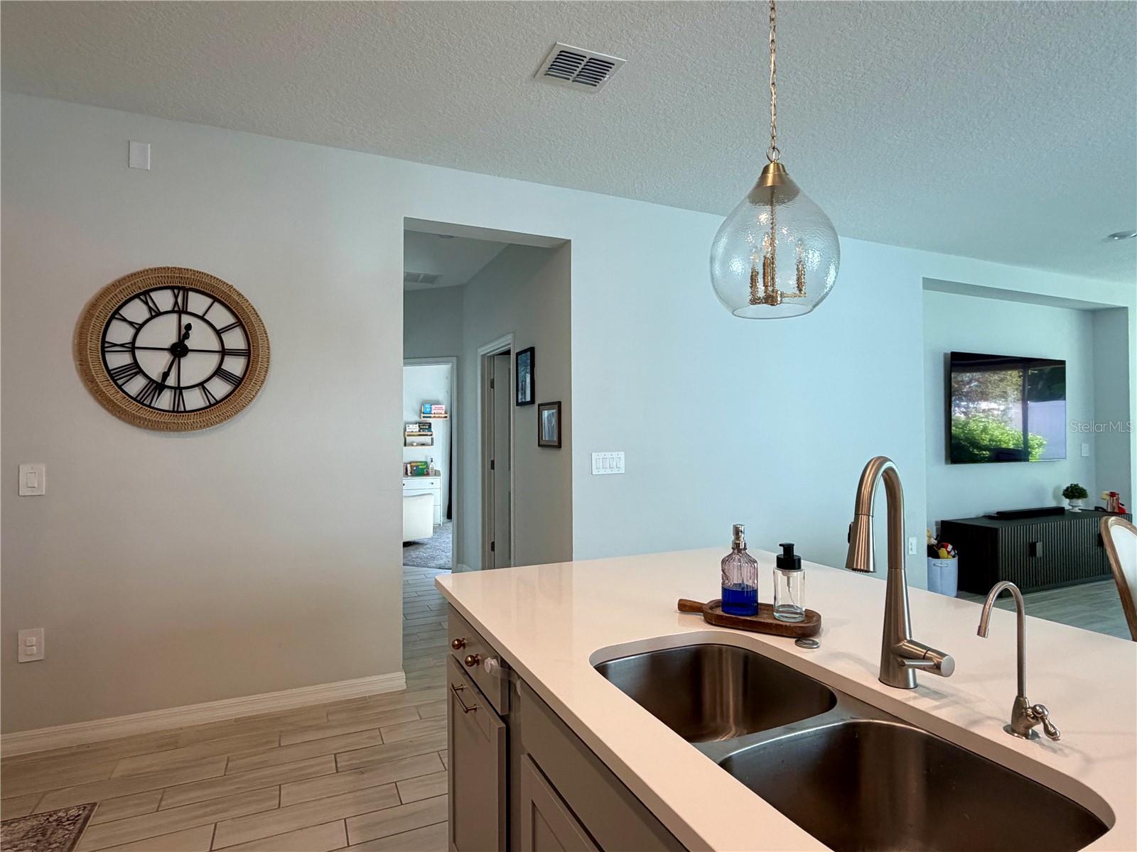 Image 15 of 44 For 2679 Ridgetop Lane