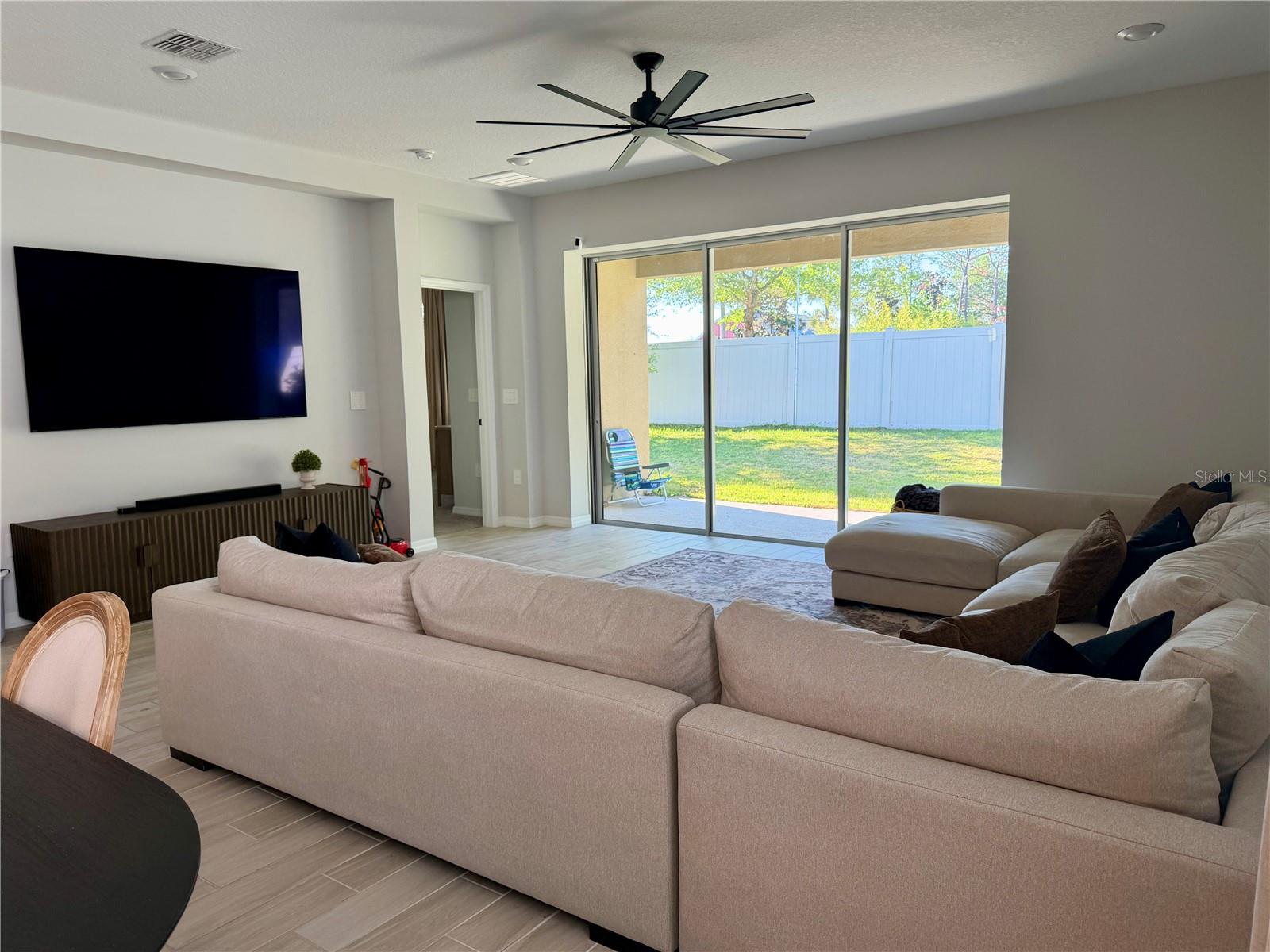 Image 21 of 44 For 2679 Ridgetop Lane