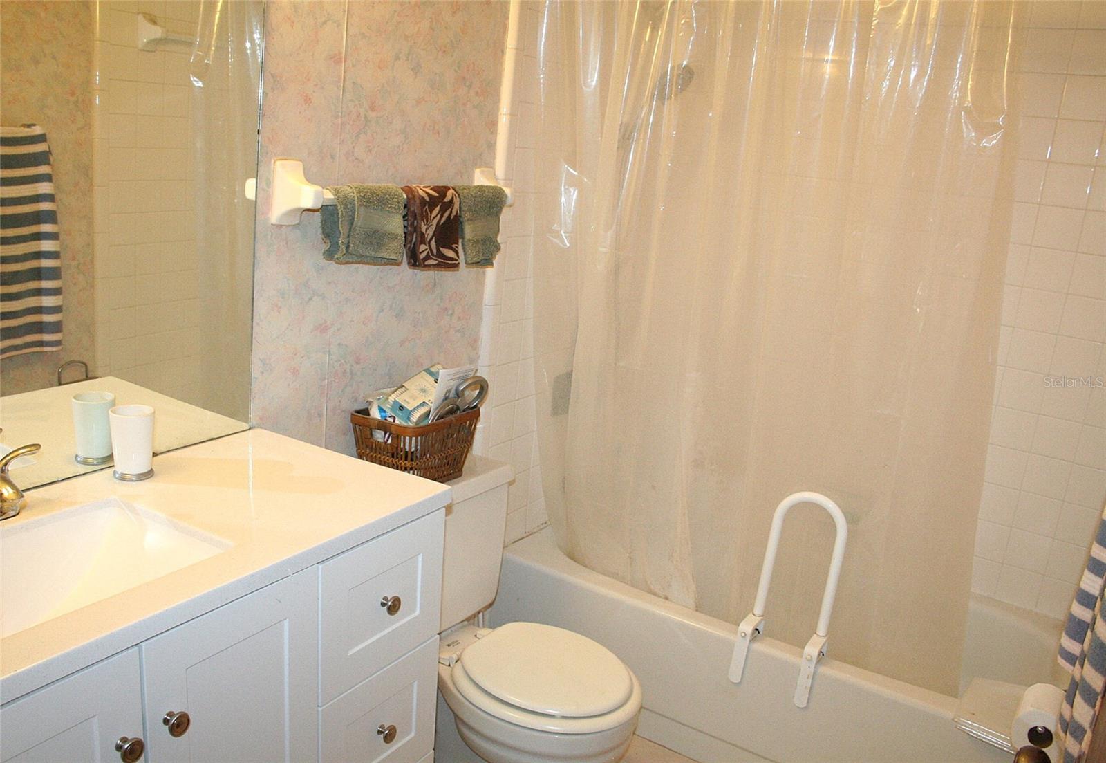 Image 17 of 29 For 2400 Dominica Run