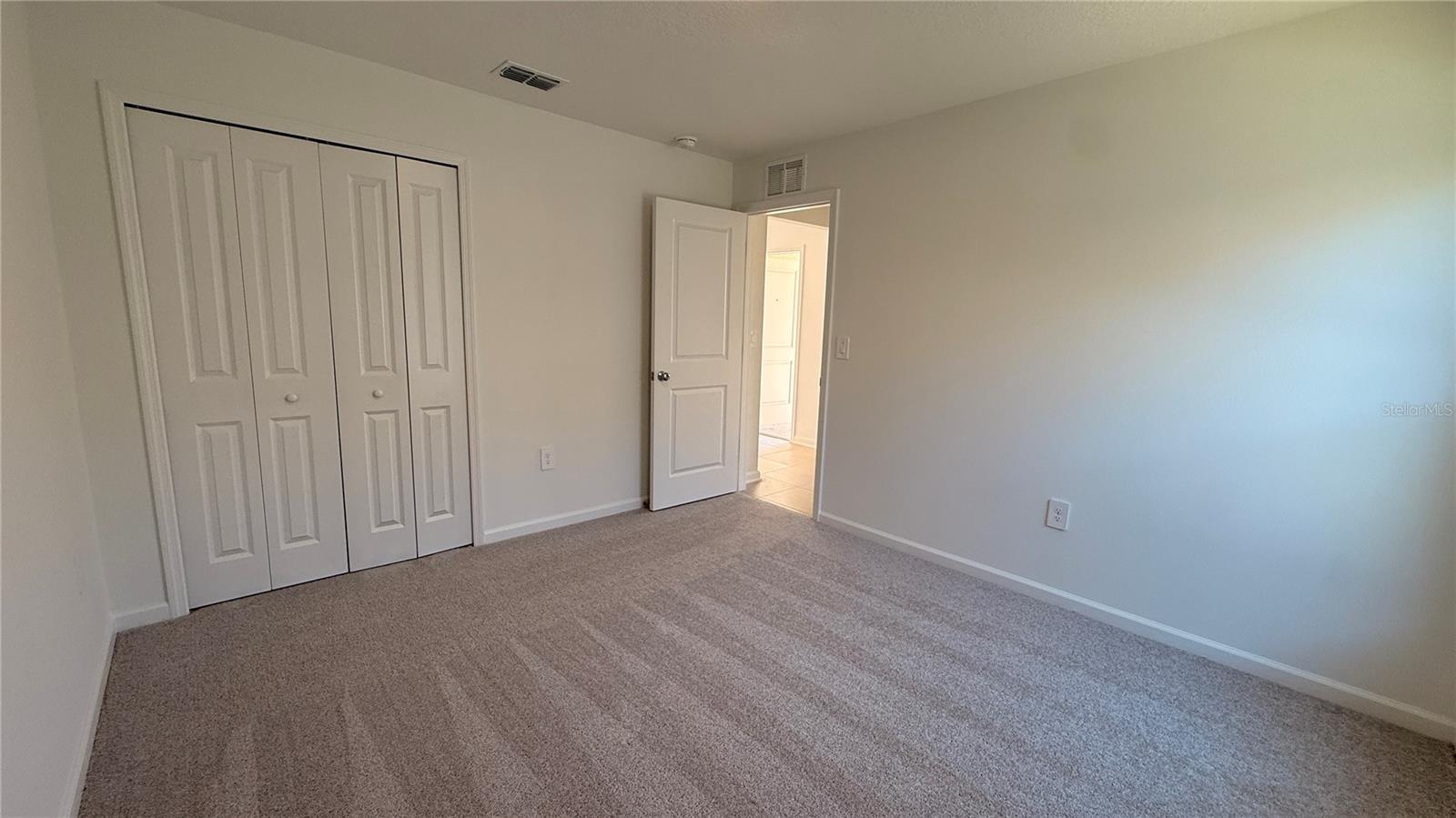 Image 11 of 39 For 299 Artemis Street