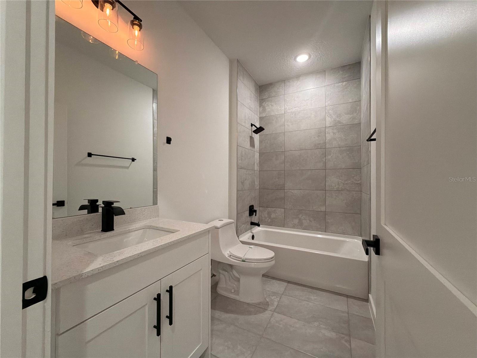 Image 27 of 40 For 11527 Condor Drive