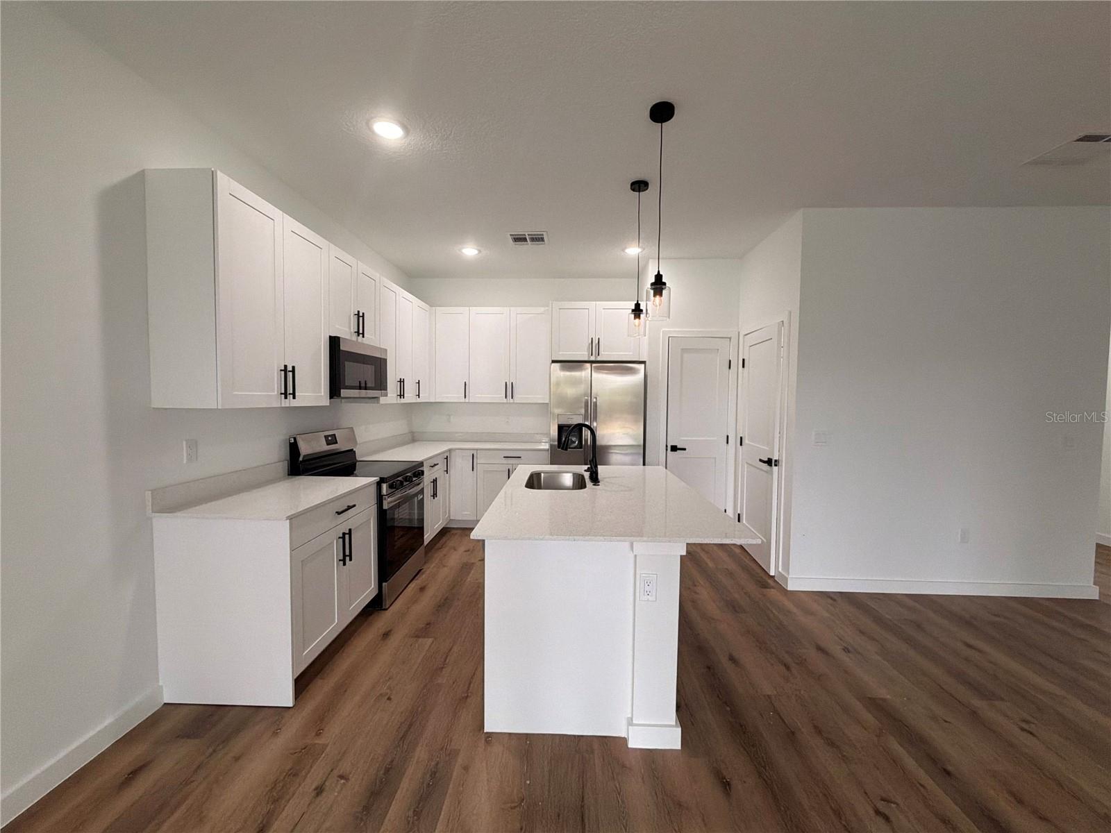 Image 9 of 40 For 11527 Condor Drive