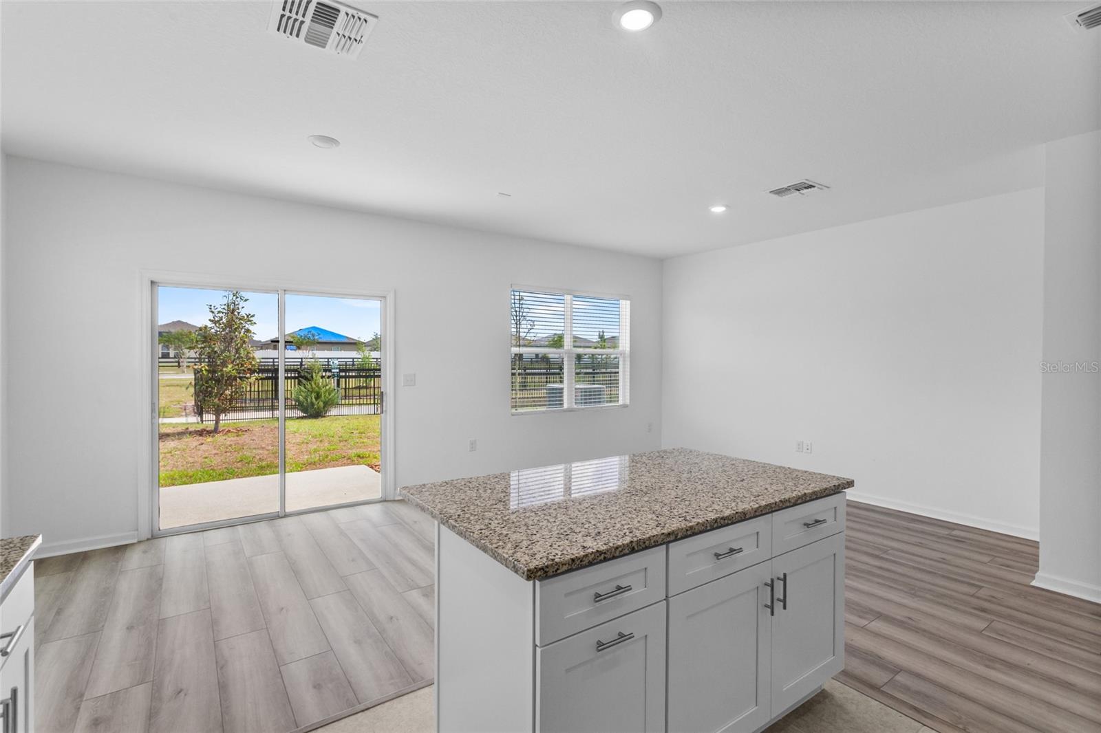 Image 10 of 26 For 5948 Piney Shrub Place