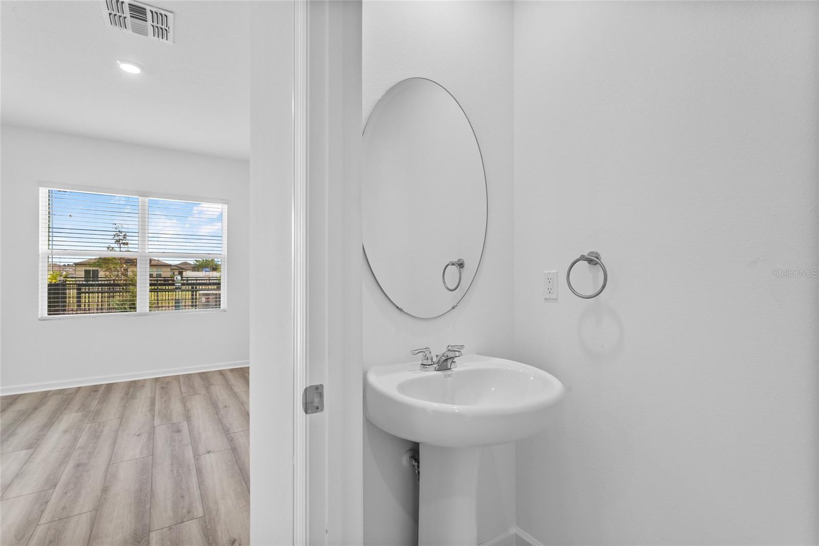 Image 12 of 26 For 5948 Piney Shrub Place