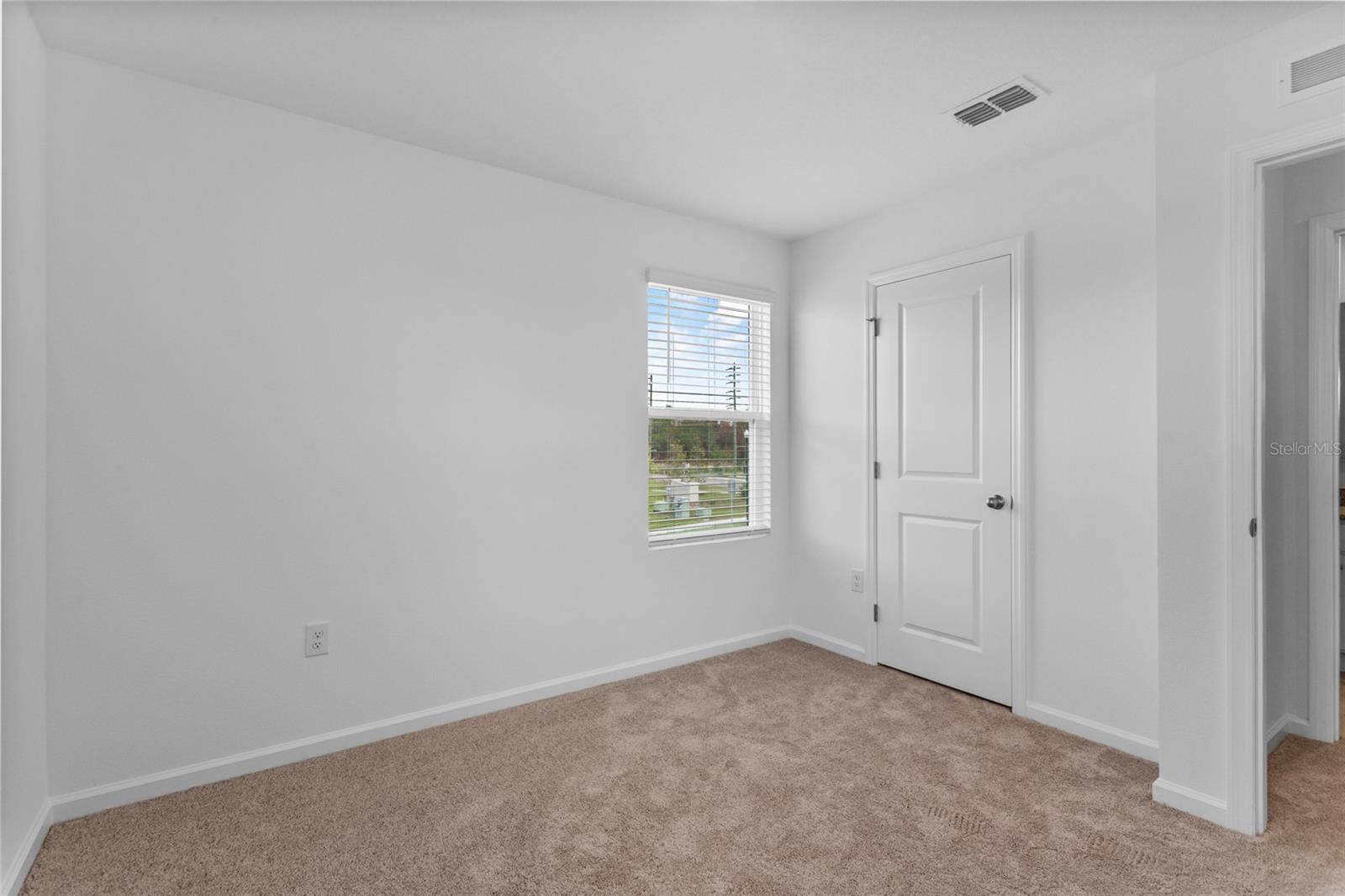 Image 17 of 26 For 5948 Piney Shrub Place