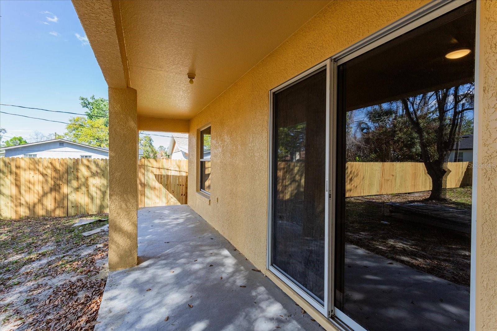 Image 14 of 18 For 514 Dunbar Avenue