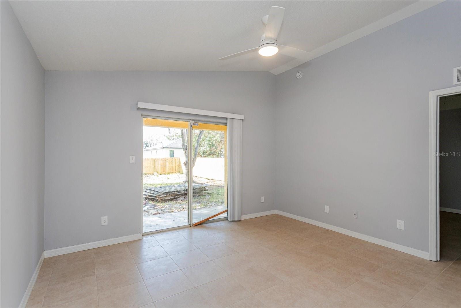 Image 3 of 18 For 514 Dunbar Avenue