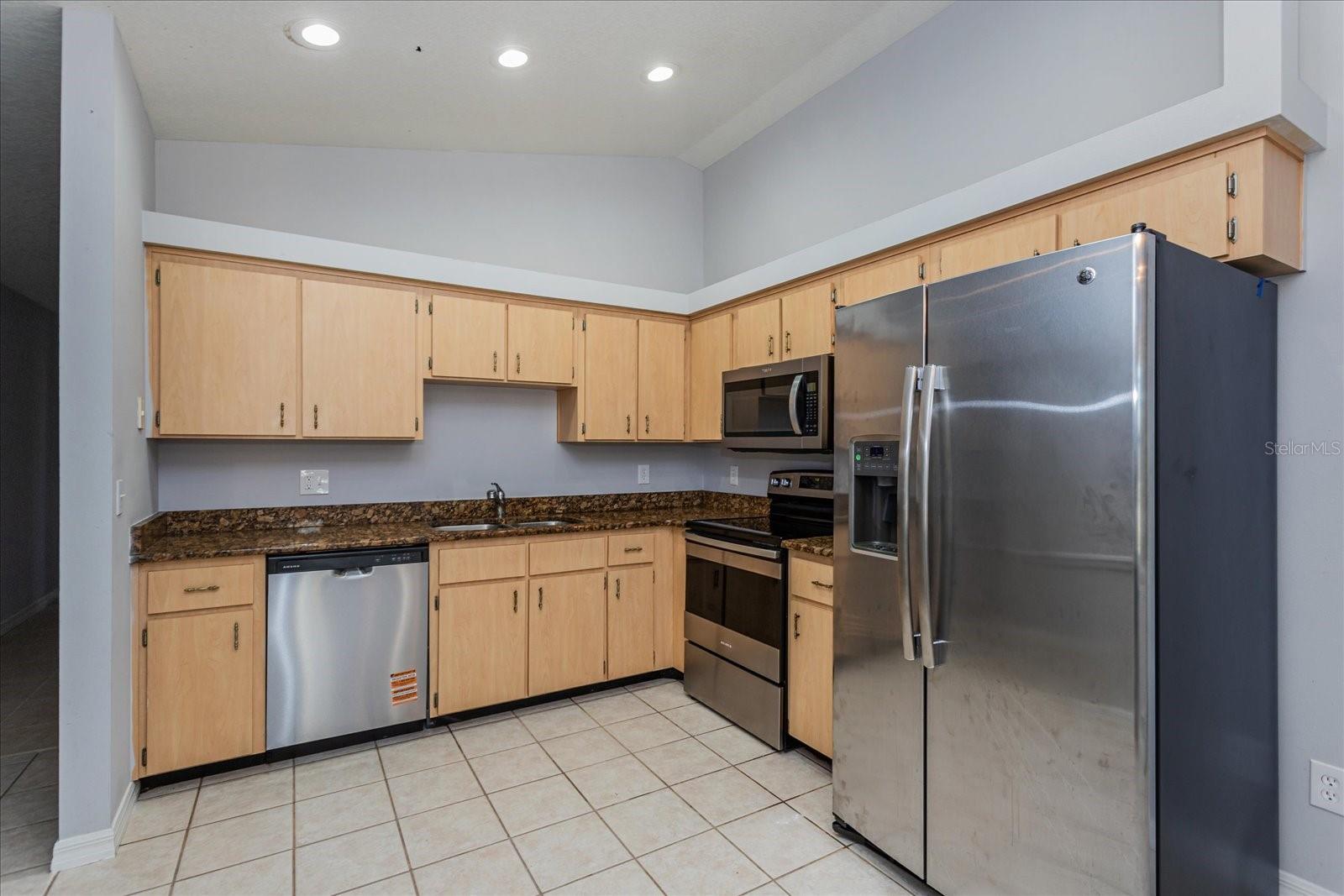 Image 6 of 18 For 514 Dunbar Avenue