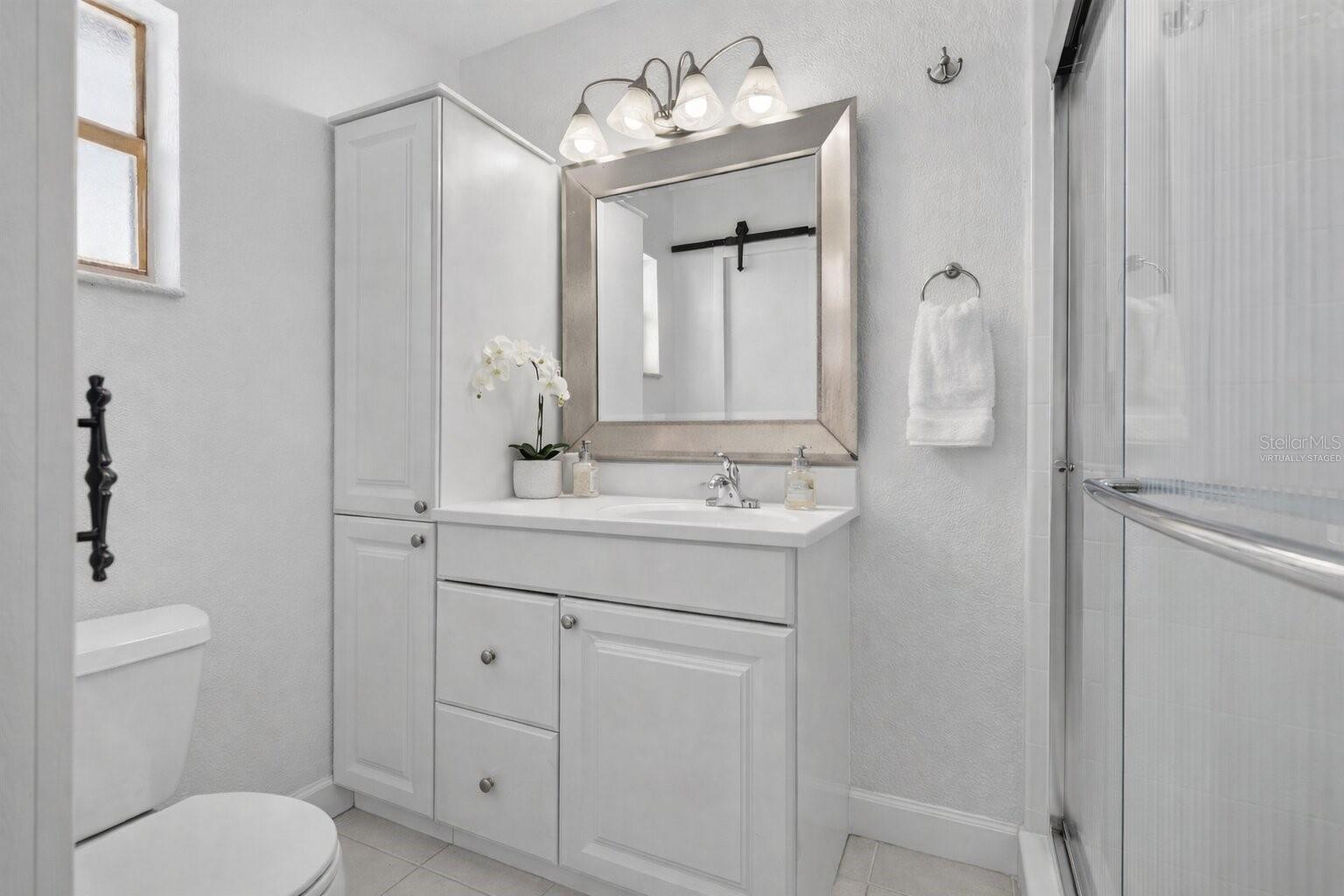 Image 27 of 67 For 526 Grandview Way