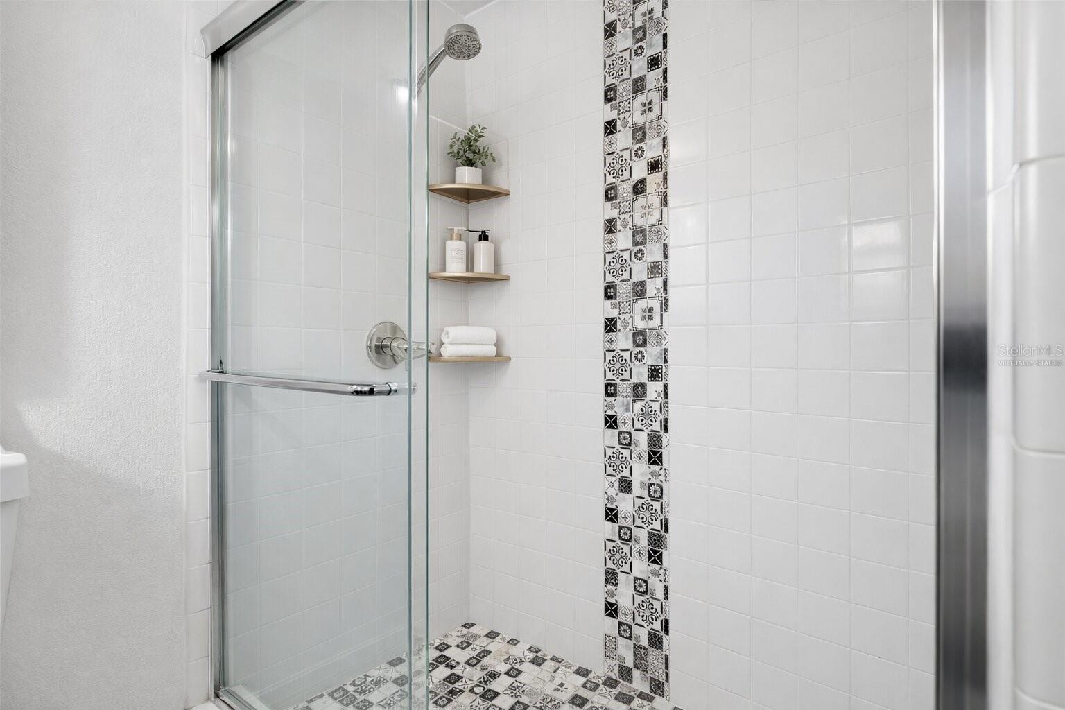 Image 29 of 67 For 526 Grandview Way