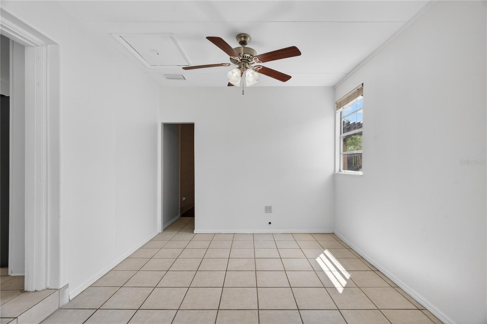 Image 38 of 67 For 526 Grandview Way