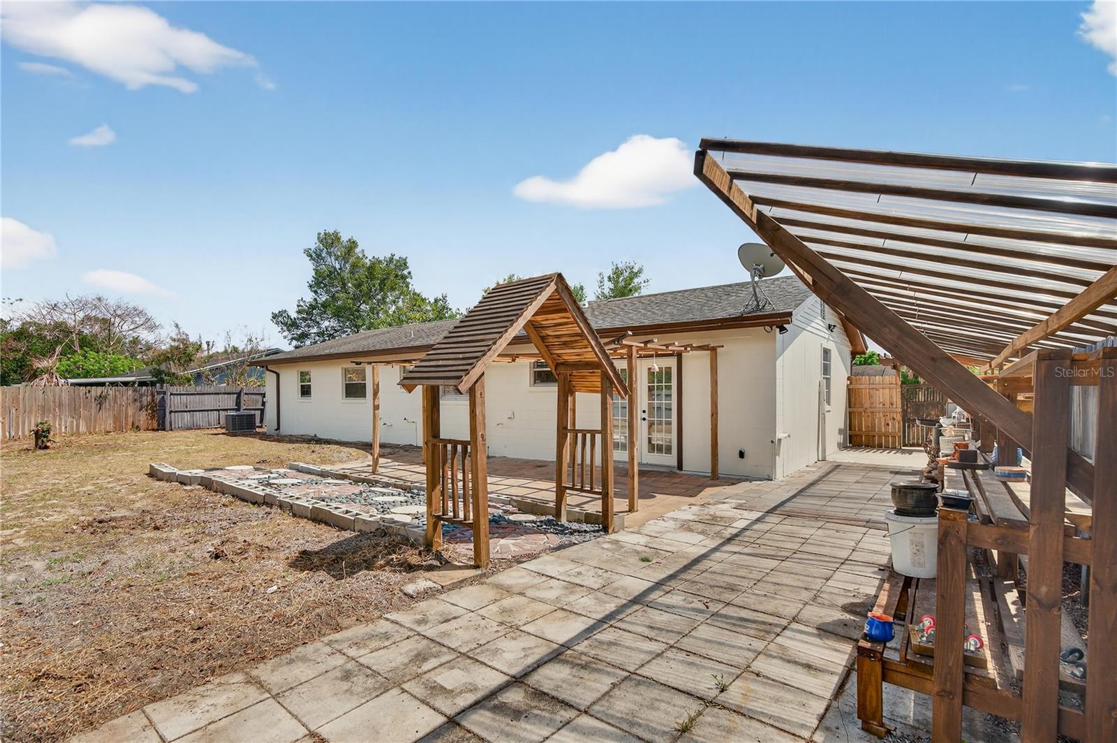 Image 50 of 67 For 526 Grandview Way