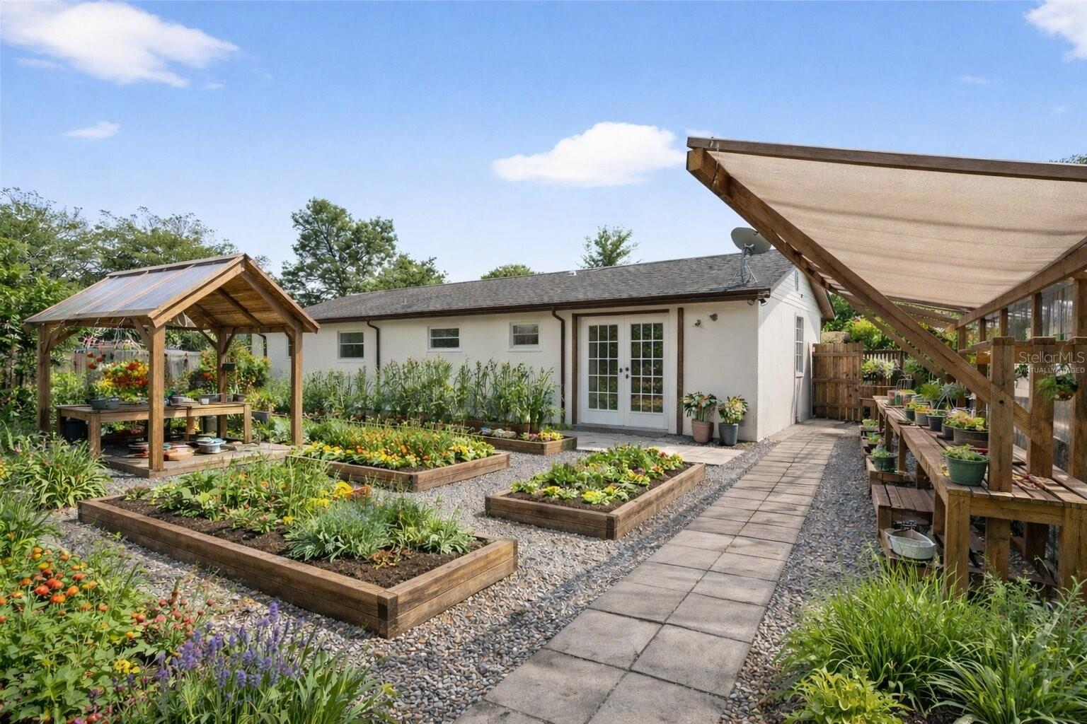 Image 52 of 67 For 526 Grandview Way