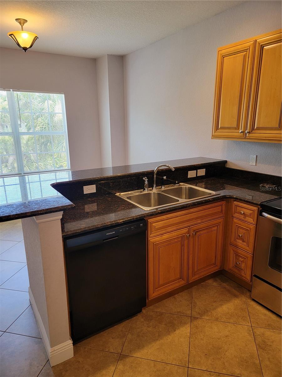 Image 7 of 20 For 3721 Lake Orlando Parkway 4