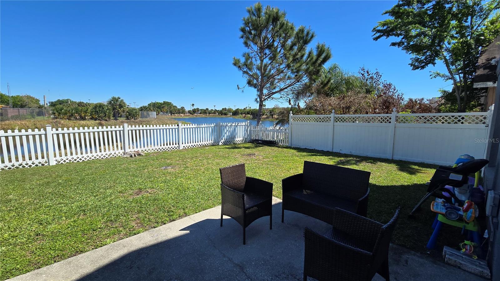 Image 11 of 28 For 1851 Wimbledon Street