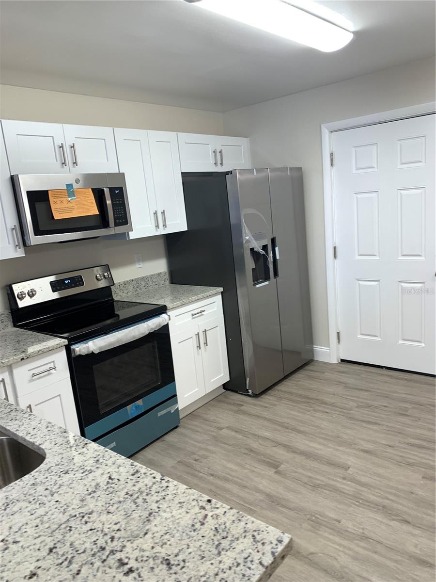 Image 2 of 11 For 12352 Fox Hound Court