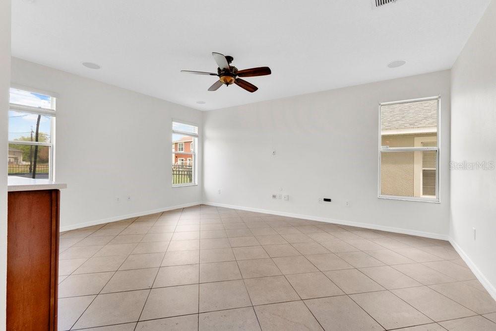 Image 7 of 45 For 14030 Budworth Cir