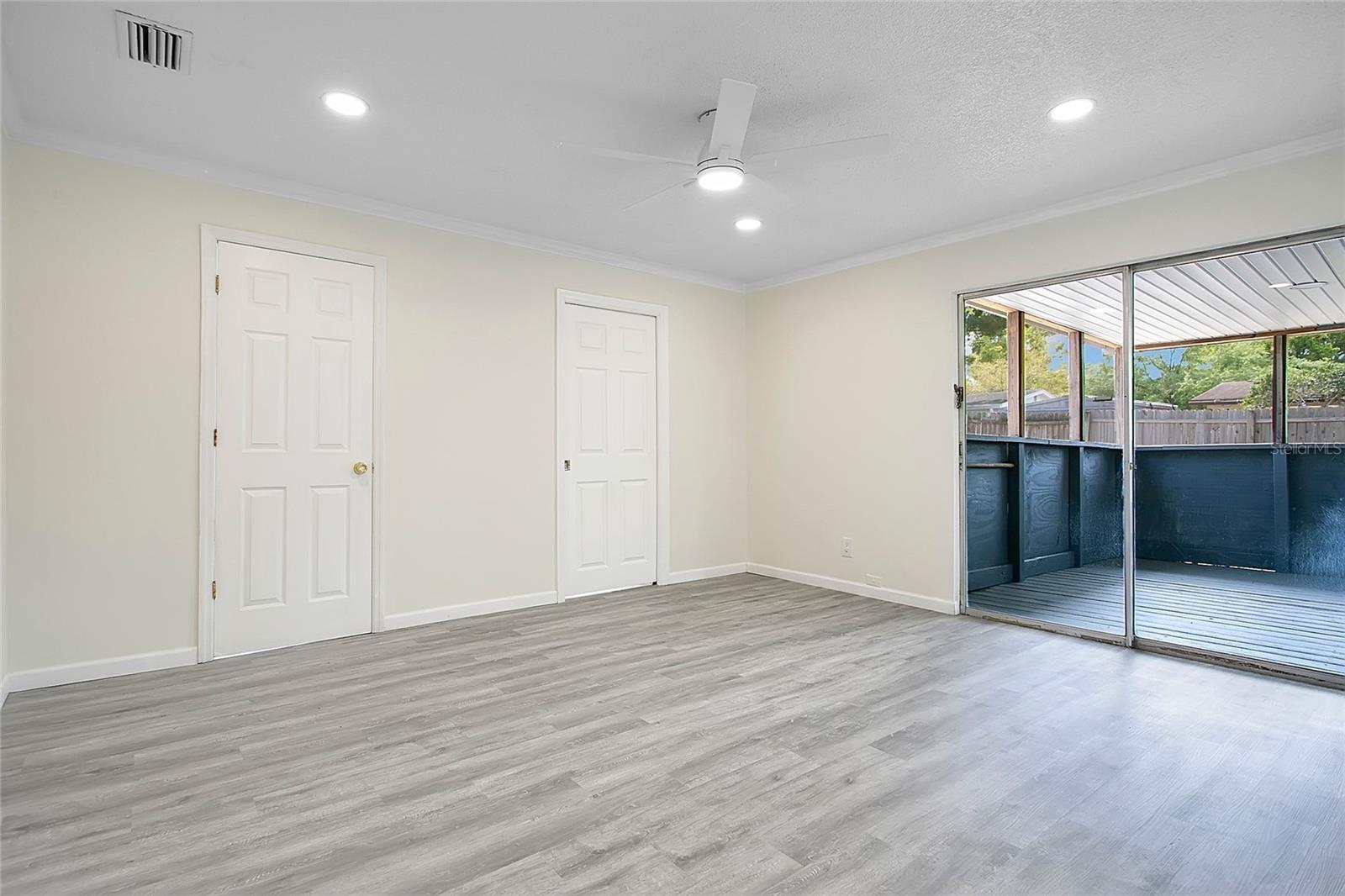 Image 14 of 33 For 503 Grandview Way