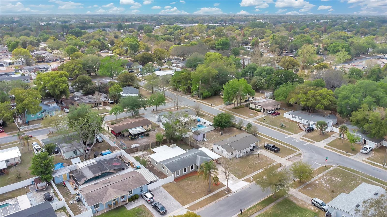 Image 32 of 33 For 503 Grandview Way