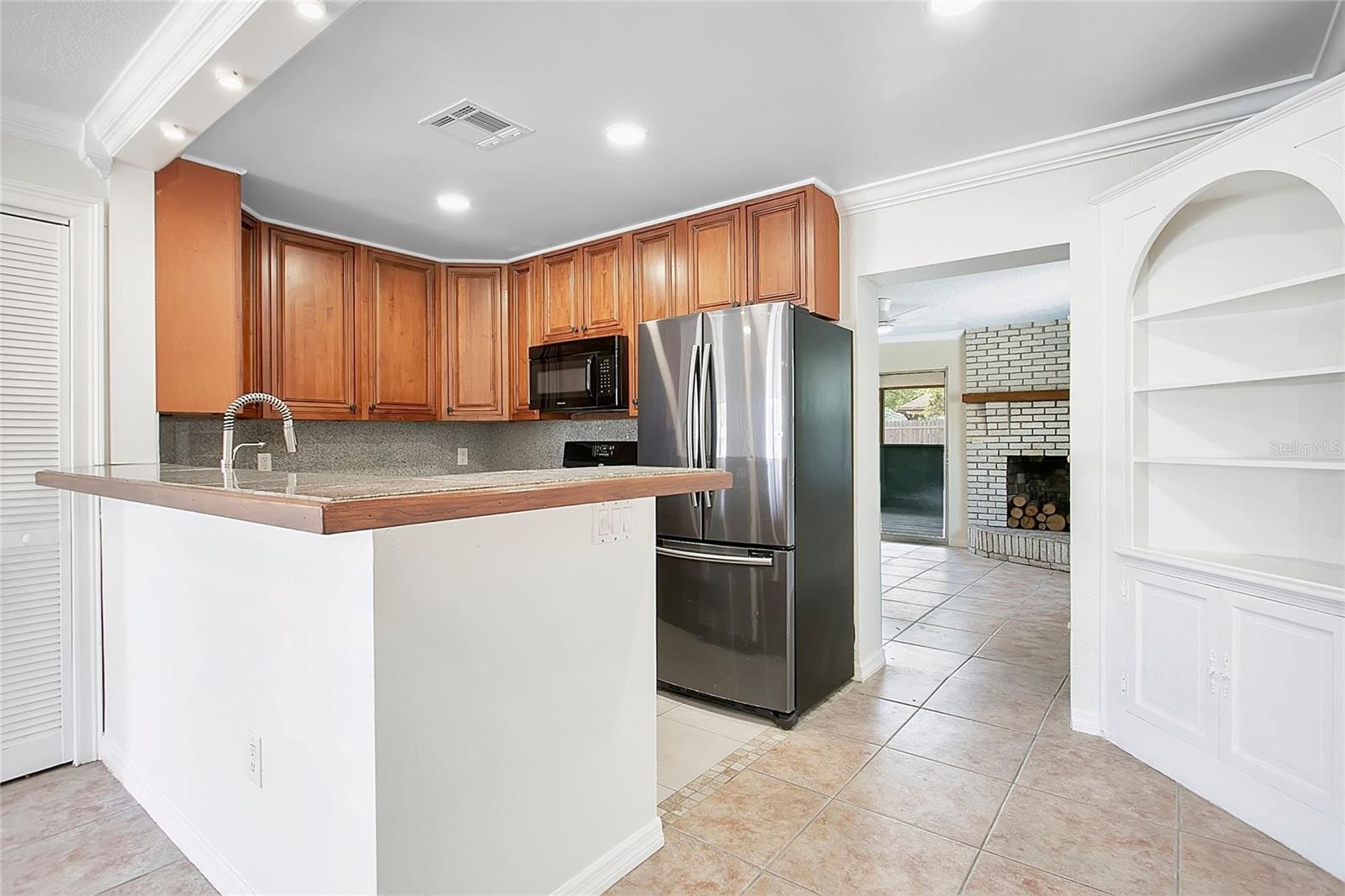 Image 9 of 33 For 503 Grandview Way