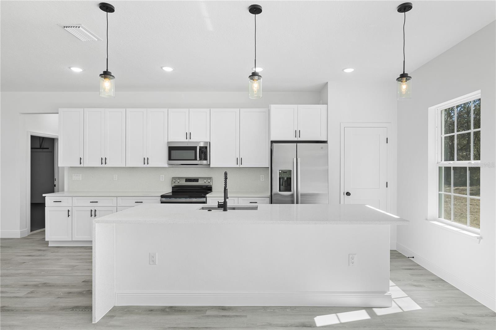 Image 13 of 39 For 2640 Fairway Loop