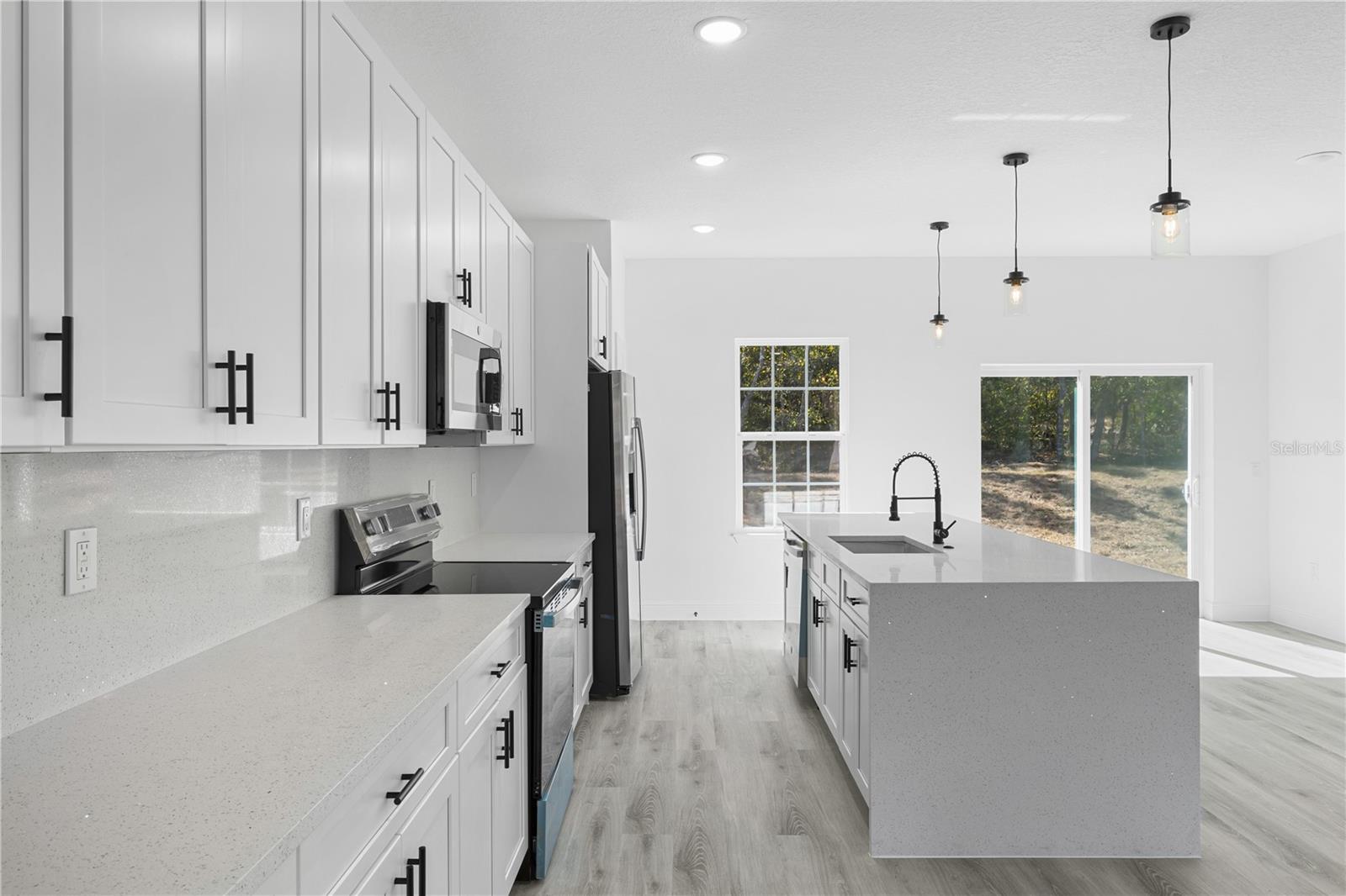 Image 16 of 39 For 2640 Fairway Loop