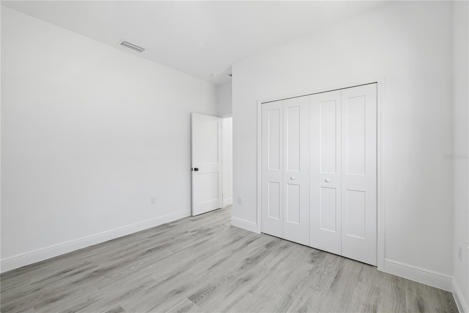 Image 23 of 39 For 2640 Fairway Loop