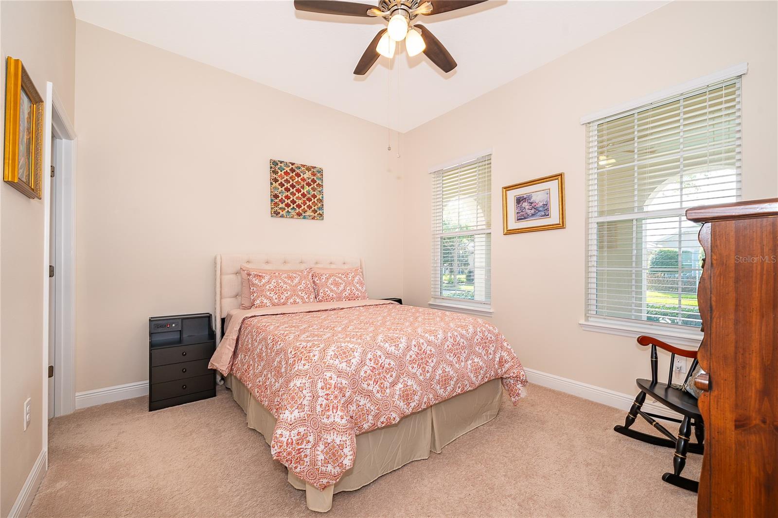 Image 21 of 38 For 15527 Sweet Orange Avenue