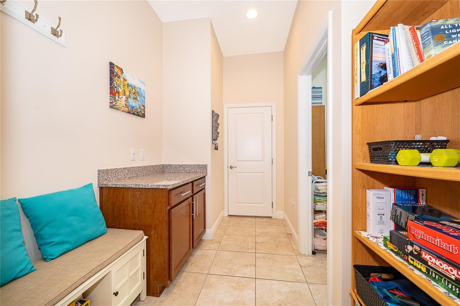 Image 25 of 38 For 15527 Sweet Orange Avenue