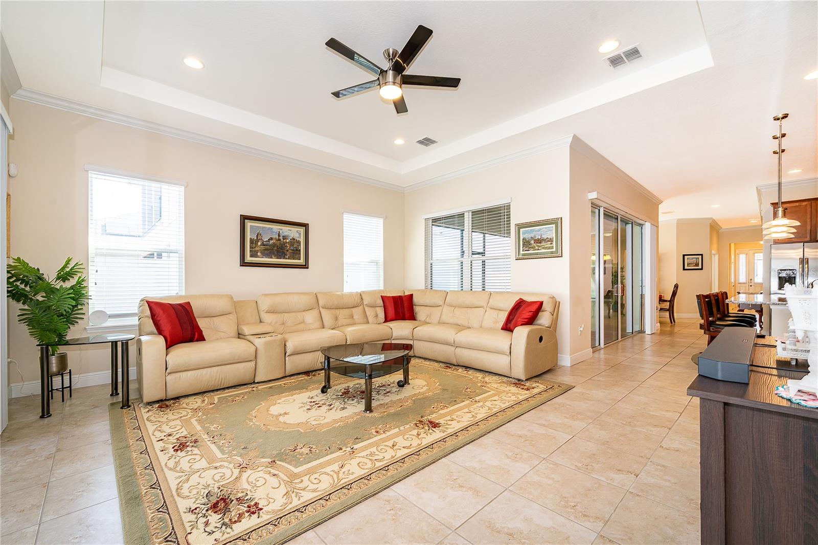 Image 5 of 38 For 15527 Sweet Orange Avenue