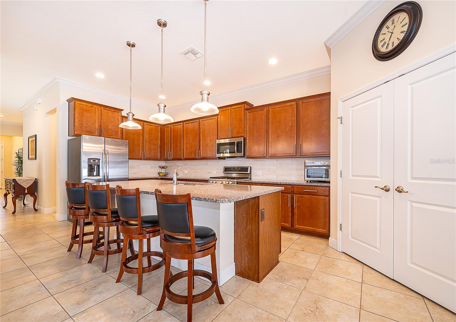 Image 7 of 38 For 15527 Sweet Orange Avenue