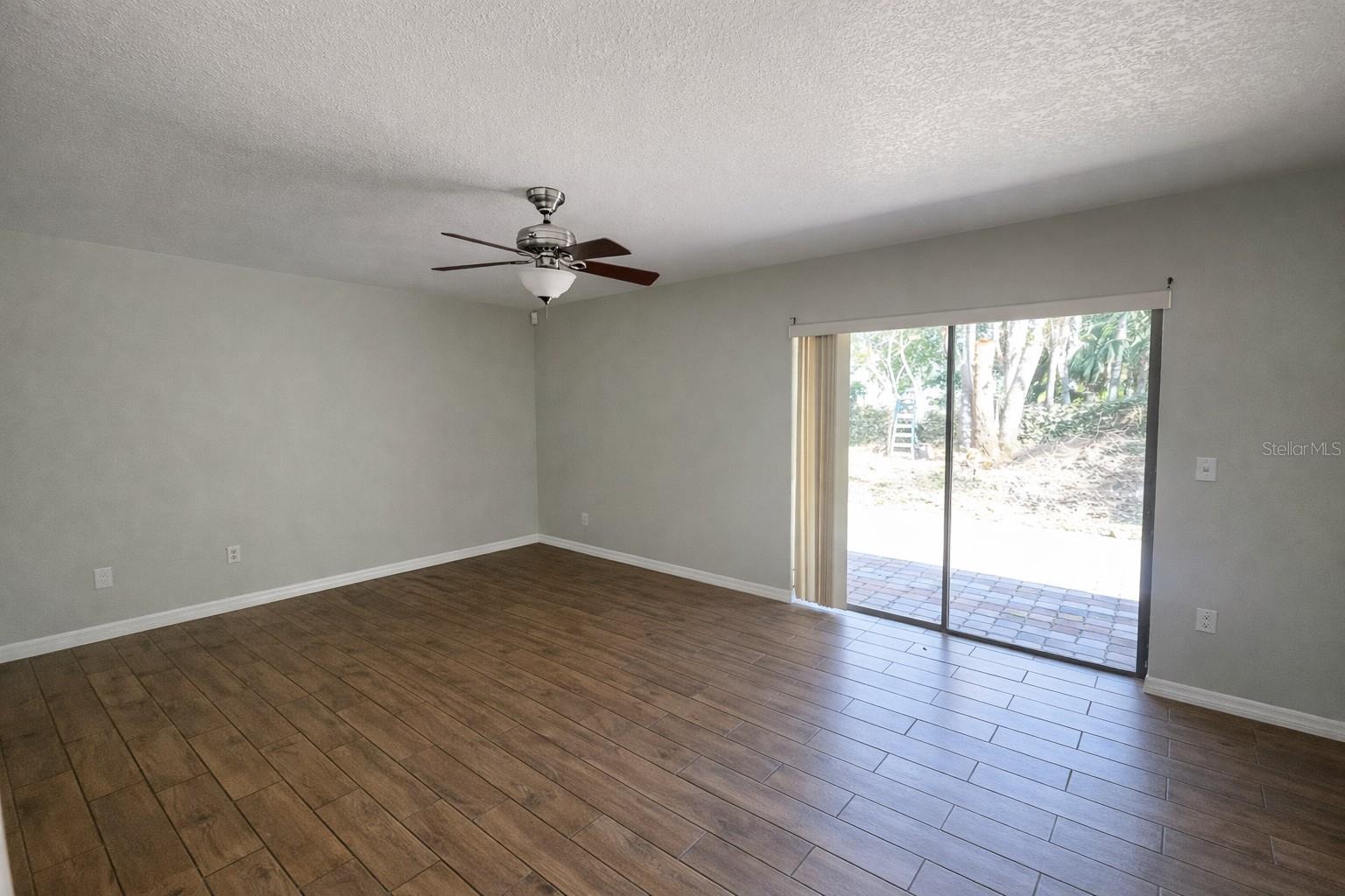 Image 10 of 22 For 9313 Palm Tree Drive