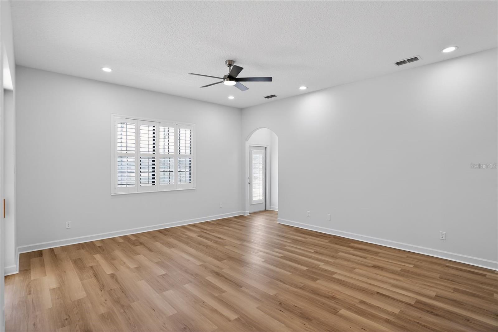 Image 19 of 39 For 9052 Paolos Place