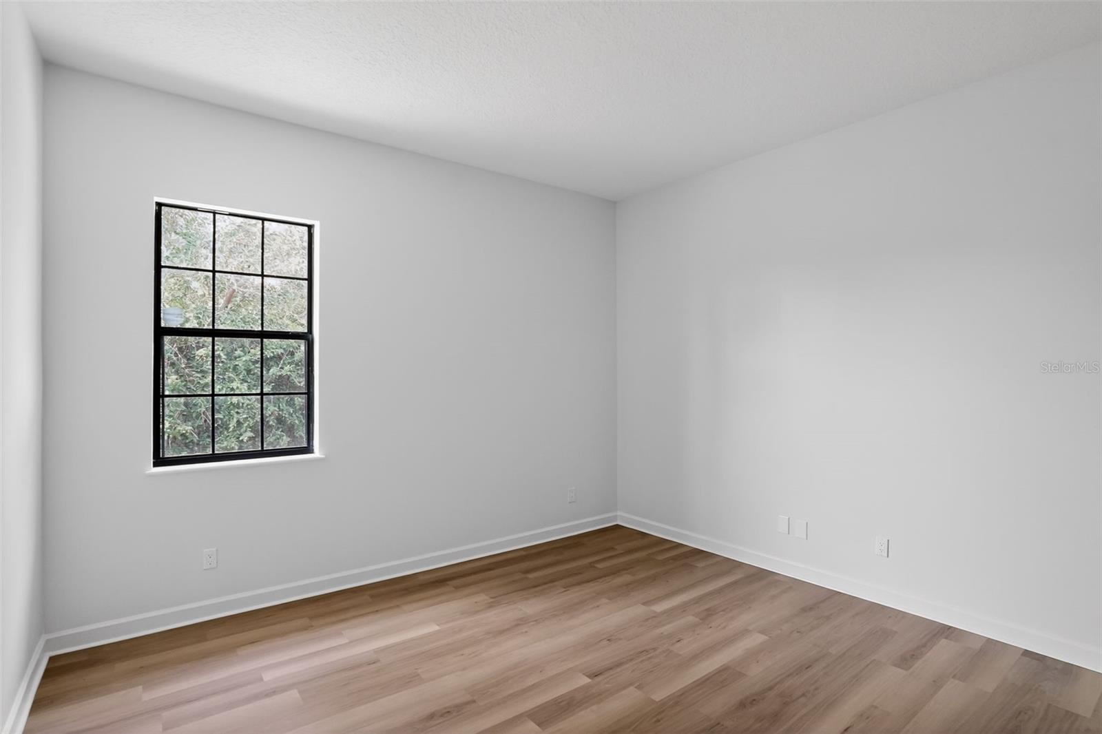 Image 22 of 39 For 9052 Paolos Place