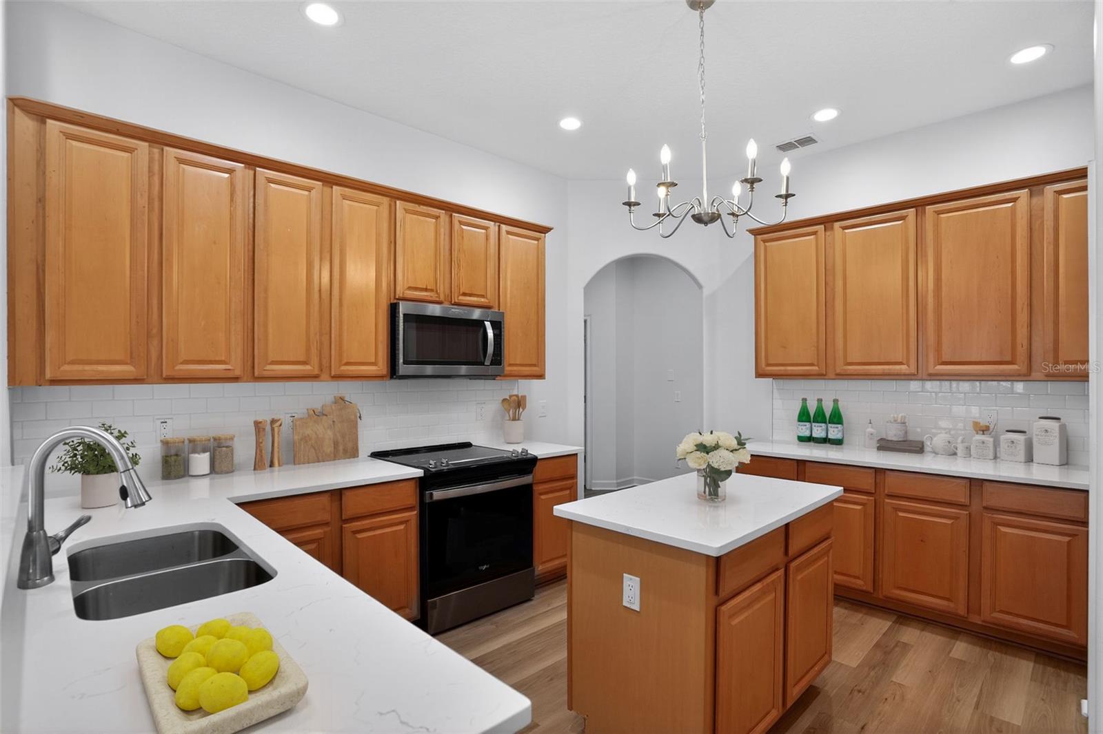 Image 6 of 39 For 9052 Paolos Place