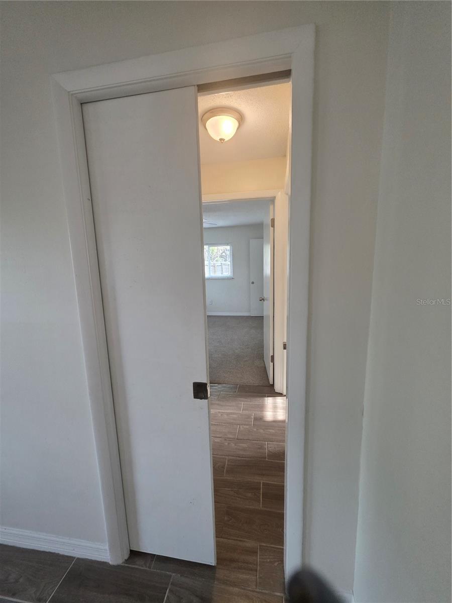 Image 21 of 35 For 2932 Ahern Drive