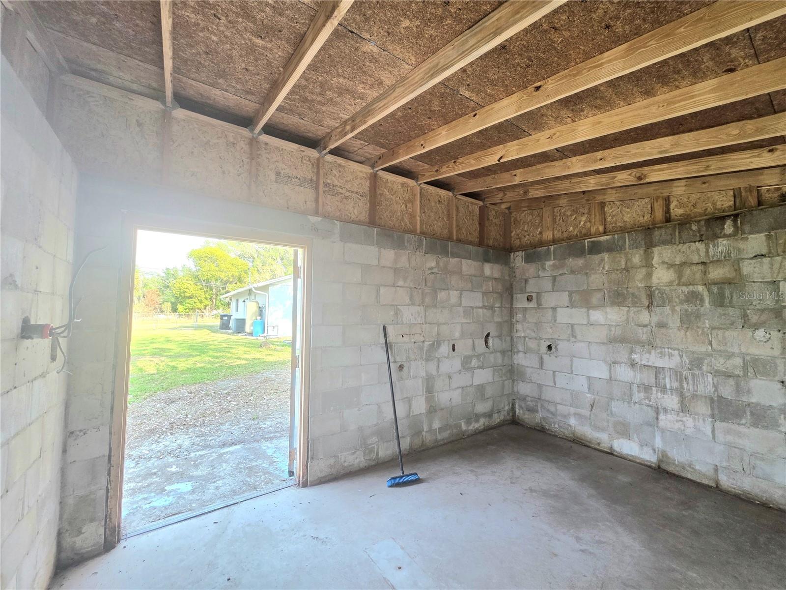 Image 9 of 35 For 2932 Ahern Drive