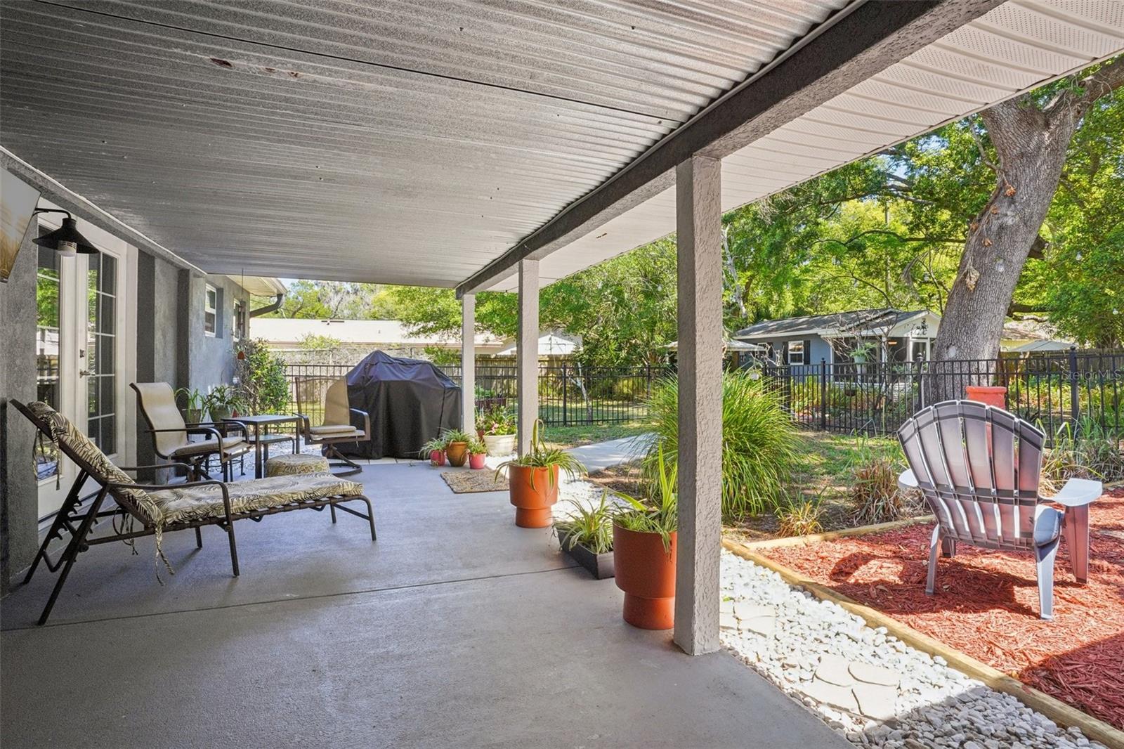 Image 35 of 72 For 327 Lakeview Avenue