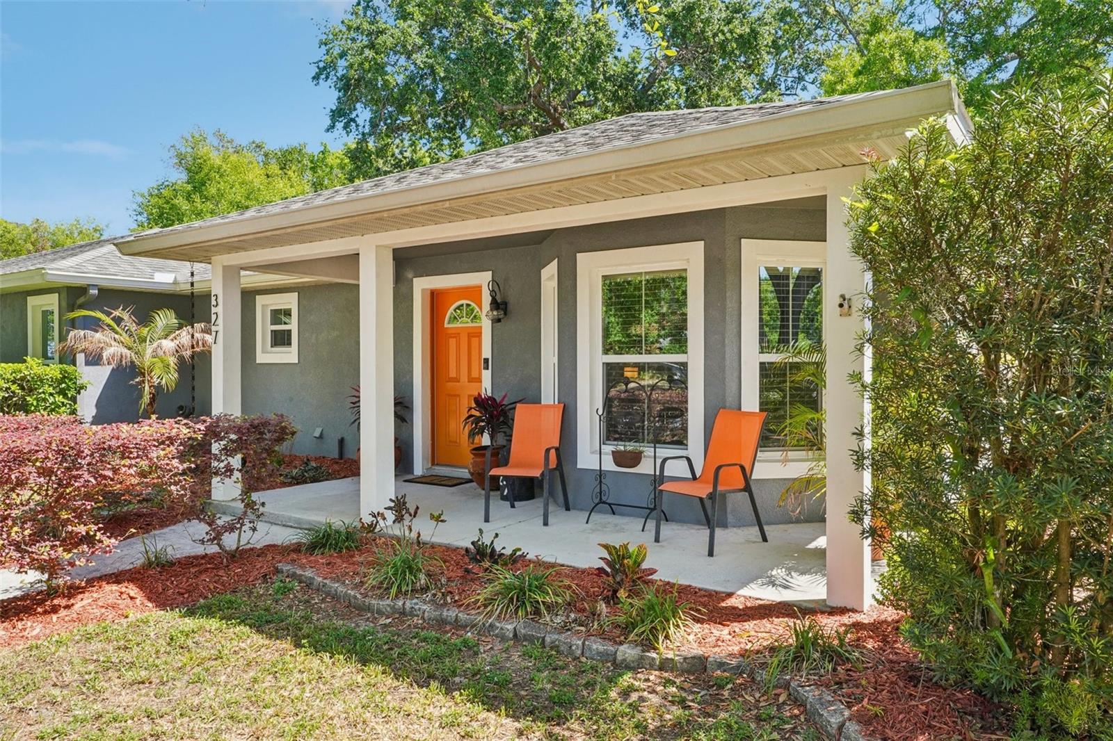 Image 7 of 72 For 327 Lakeview Avenue