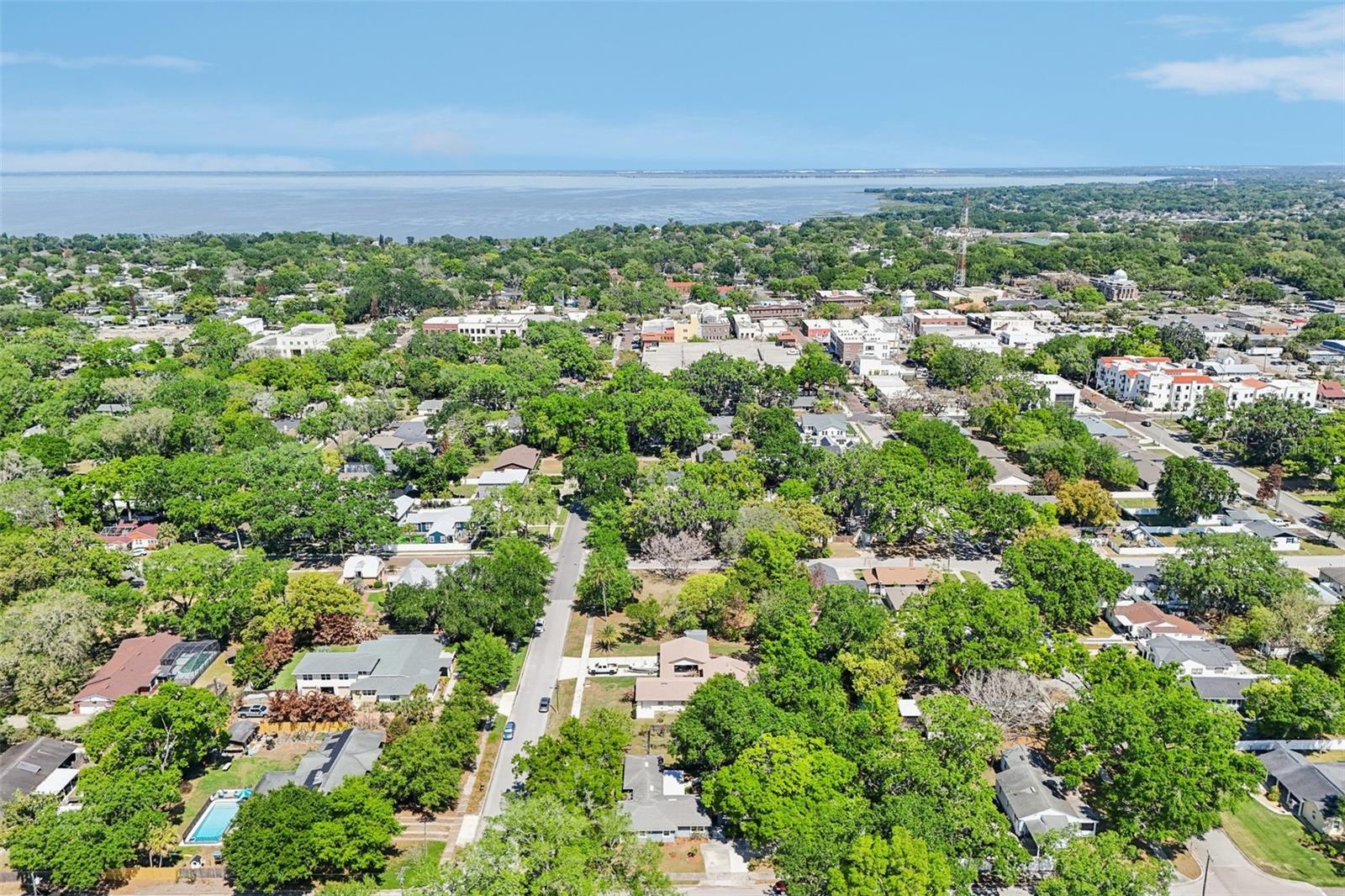 Image 72 of 72 For 327 Lakeview Avenue